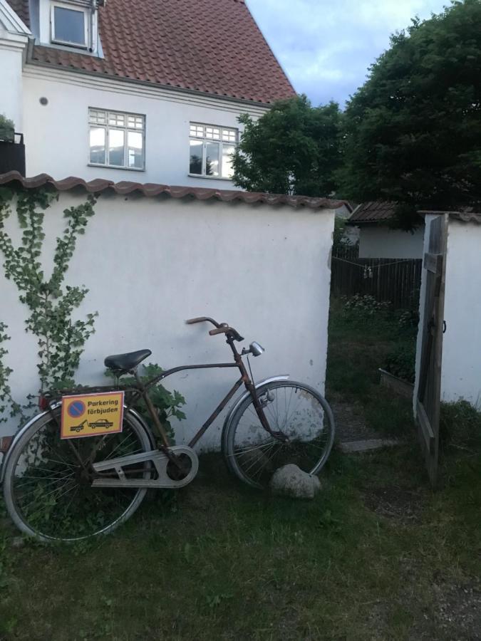 הוילה Löderup Botanikerns Hus מראה חיצוני תמונה